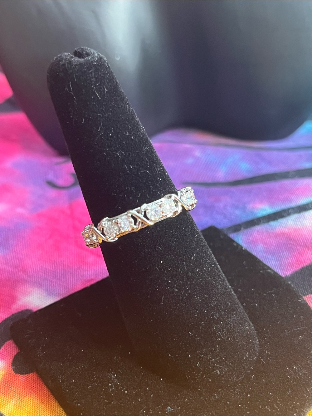 NWT 1.23 CTW Moissanite XOXO Eternity Ring Size 8